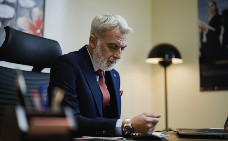  How Courts Evaluate Requests for Preliminary Injunctions